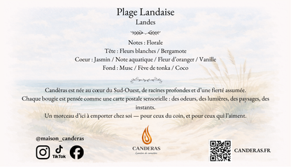 Étiquette verso Candèras « Plage Landaise – Landes » : pyramide olfactive (florale : fleurs blanches, bergamote, jasmin, note aquatique, fleur d’oranger, vanille ; fond musc, fève tonka, coco) et QR code.